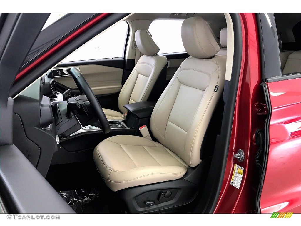 2020 Explorer XLT 4WD - Rapid Red Metallic / Sandstone photo #18