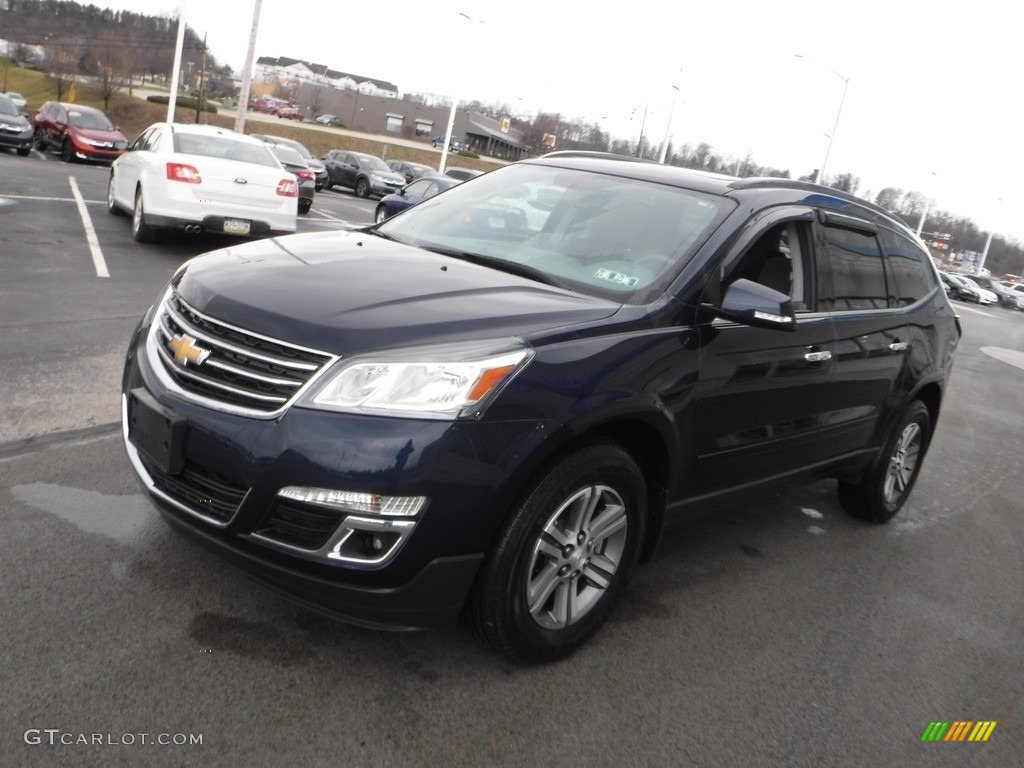 2017 Traverse LT AWD - Blue Velvet Metallic / Dark Titanium/Light Titanium photo #6