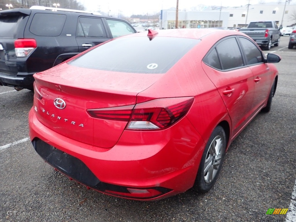 2019 Elantra Value Edition - Scarlet Red / Gray photo #4