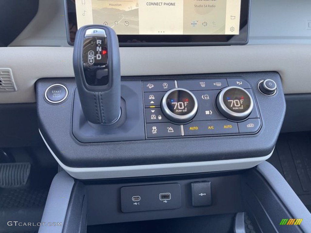 2021 Land Rover Defender 110 SE Controls Photo #140721036
