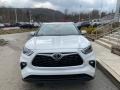 2021 Blizzard White Pearl Toyota Highlander XLE AWD  photo #21