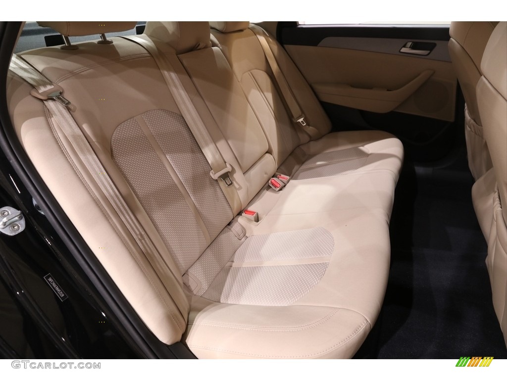 2017 Hyundai Sonata Eco Rear Seat Photo #140727504