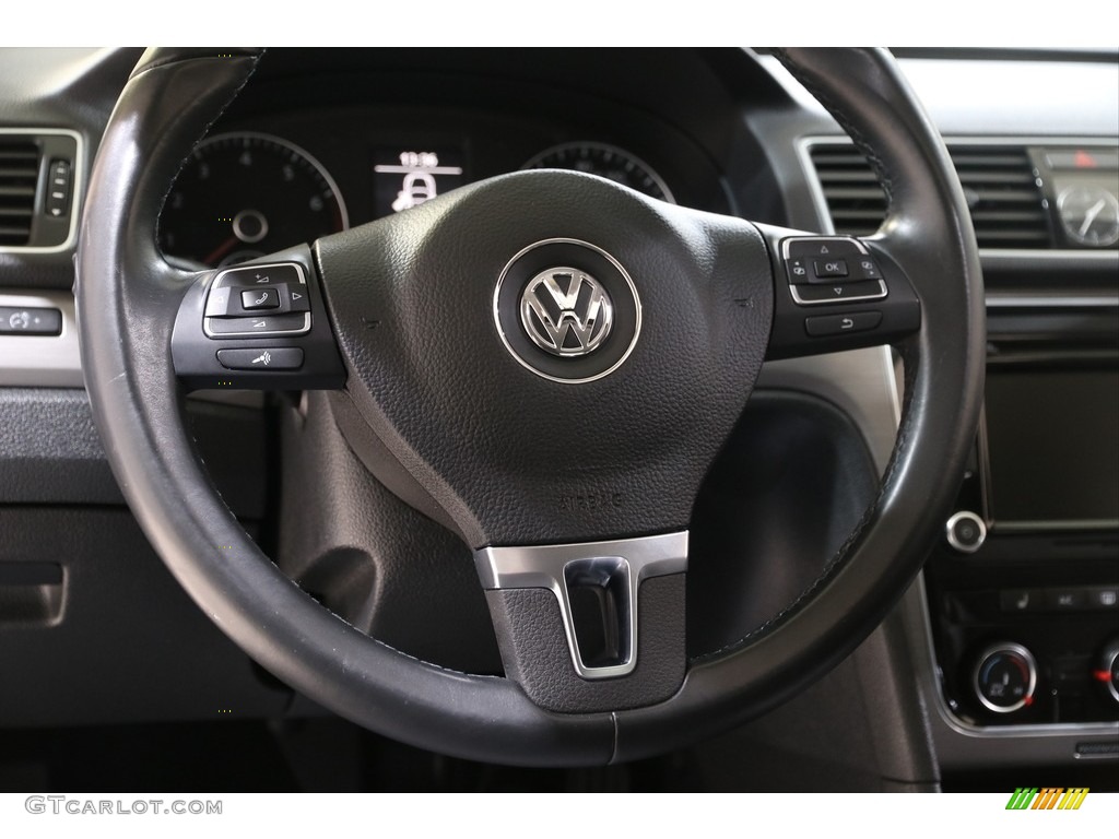 2014 Volkswagen Passat 1.8T SE Titan Black Steering Wheel Photo #140728380