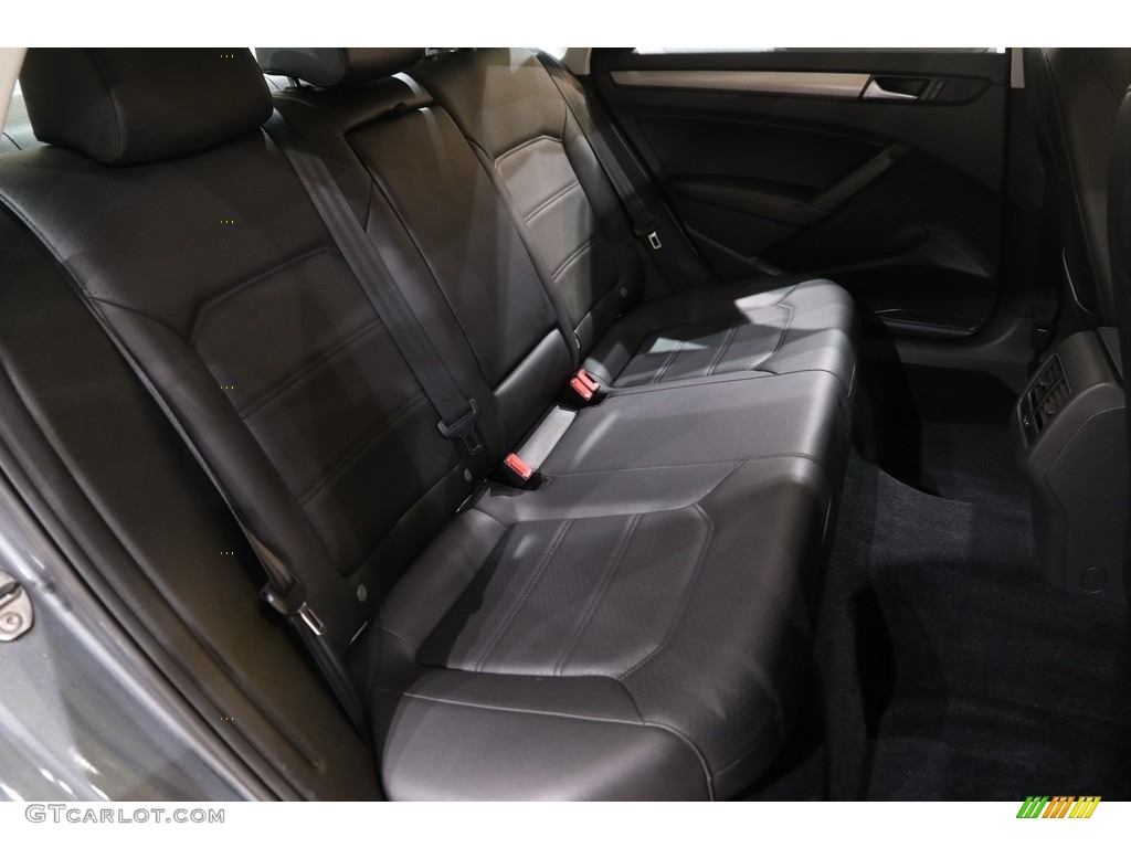 2014 Volkswagen Passat 1.8T SE Rear Seat Photo #140728422