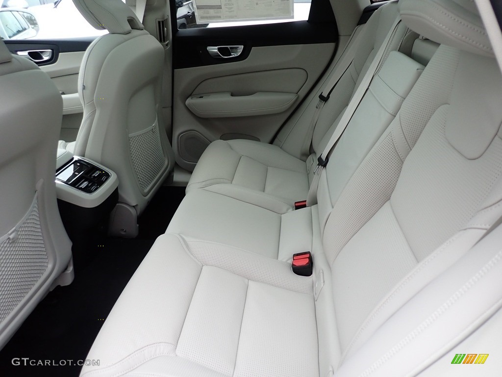 2021 Volvo XC60 T5 AWD Inscription Rear Seat Photo #140729714