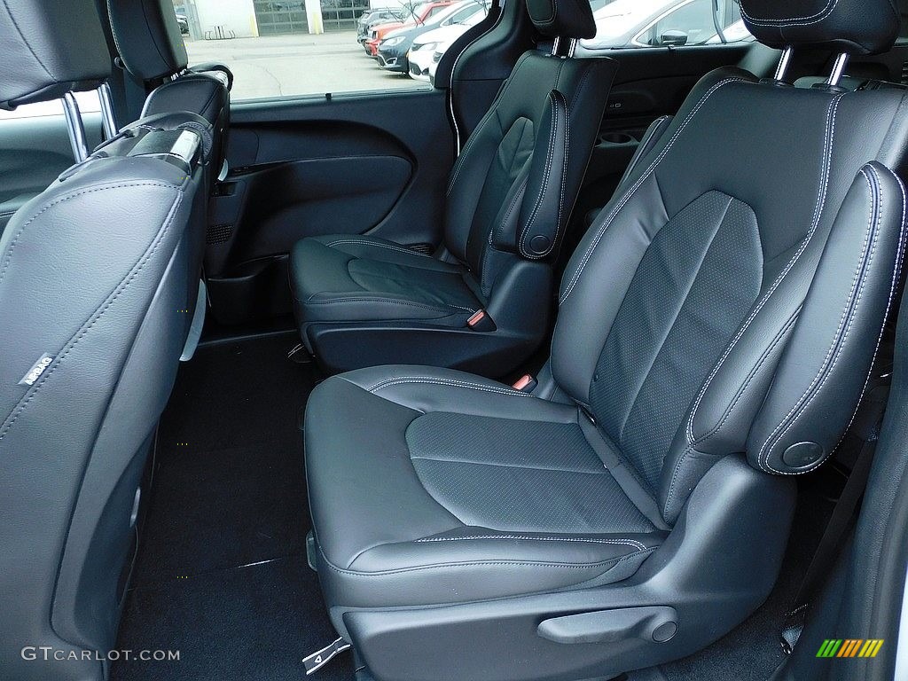 Black Interior 2021 Chrysler Pacifica Hybrid Touring Photo #140730200
