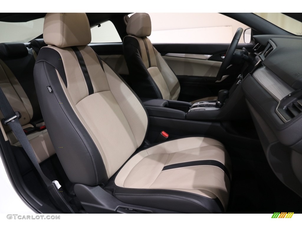 Black/Ivory Interior 2018 Honda Civic Touring Coupe Photo #140731343