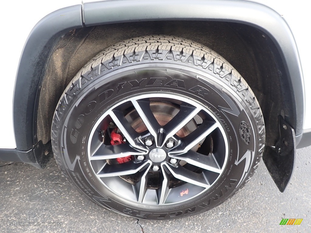 2017 Grand Cherokee Trailhawk 4x4 - Bright White / Black/Dark Ruby Red photo #15
