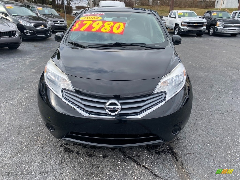 2014 Versa Note S Plus - Super Black / Charcoal photo #3