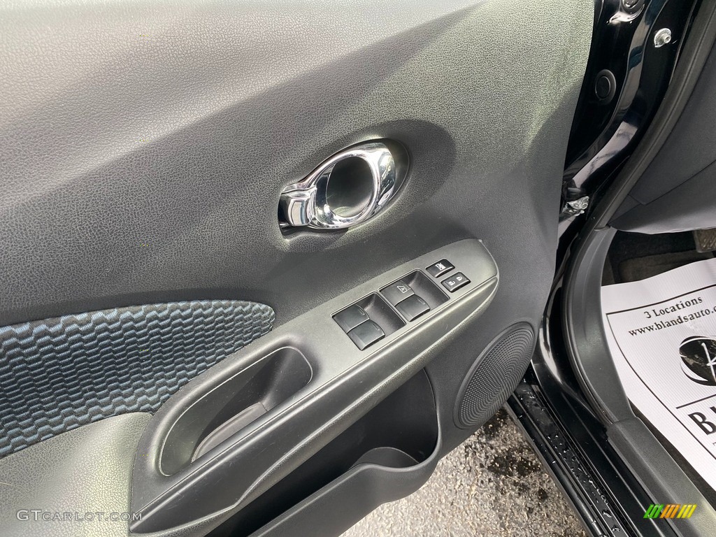 2014 Versa Note S Plus - Super Black / Charcoal photo #12