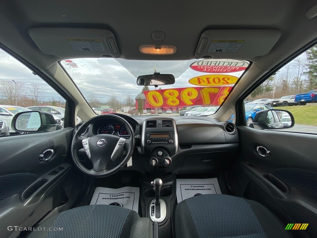 2014 Versa Note S Plus - Super Black / Charcoal photo #14