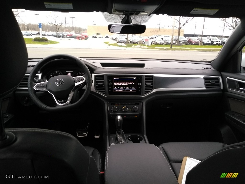 2021 Atlas Cross Sport SE Technology R-Line 4Motion - Pure White / Titan Black photo #3