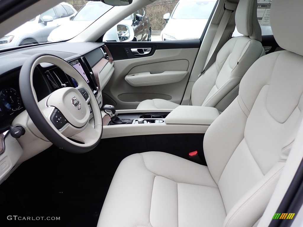 2021 Volvo XC60 T5 AWD Momentum Front Seat Photo #140731886