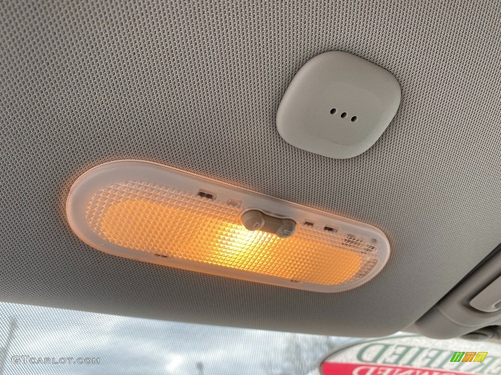 2014 Versa Note S Plus - Super Black / Charcoal photo #27