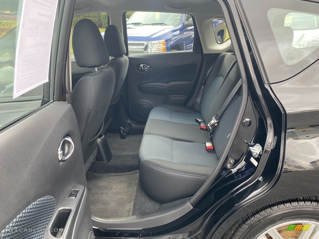 2014 Versa Note S Plus - Super Black / Charcoal photo #30