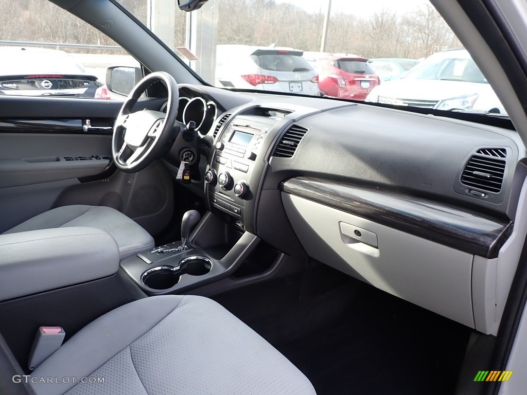2011 Sorento LX - Bright Silver / Gray photo #6