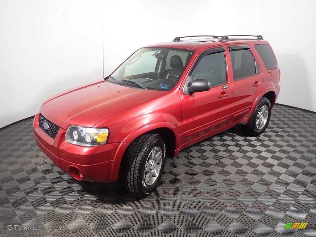 2005 Escape Limited 4WD - Redfire Metallic / Medium/Dark Pebble Beige photo #10