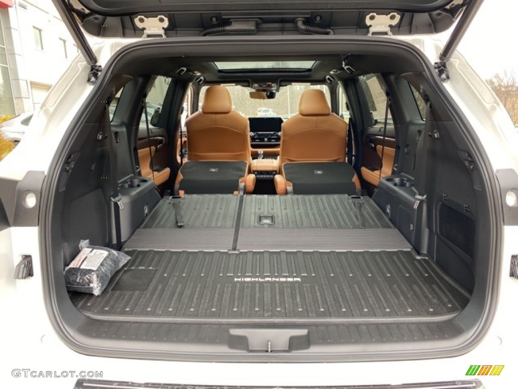 2021 Toyota Highlander Platinum AWD Trunk Photo #140737887