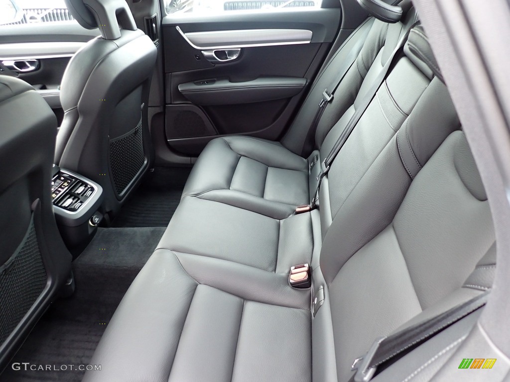 2017 Volvo S90 T6 AWD Rear Seat Photos
