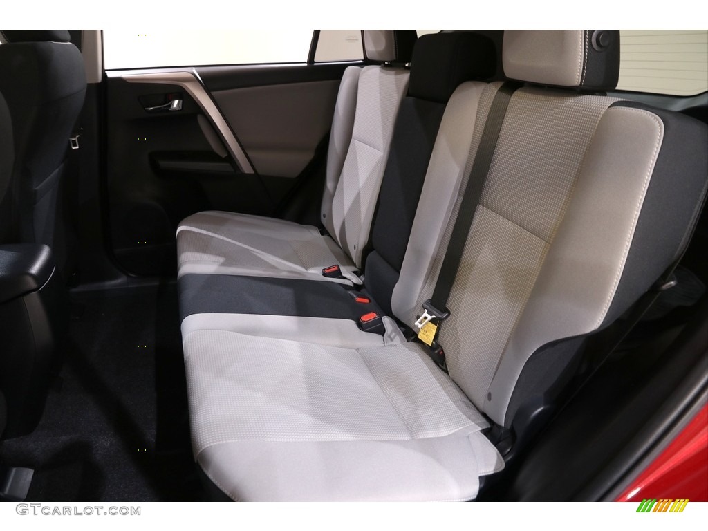 2018 RAV4 XLE - Ruby Flare Pearl / Ash photo #17