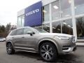 Front 3/4 View of 2021 XC90 T6 AWD Inscription