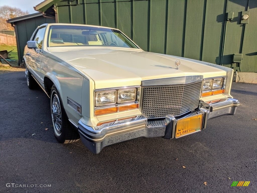 Waxberry Yellow 1981 Cadillac Eldorado Coupe Exterior Photo #140740954