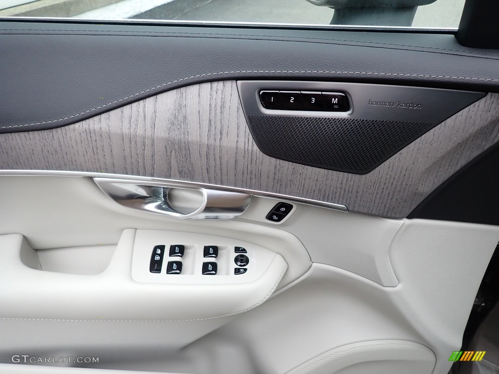2021 Volvo XC90 T6 AWD Inscription Blonde/Charcoal Door Panel Photo #140741125