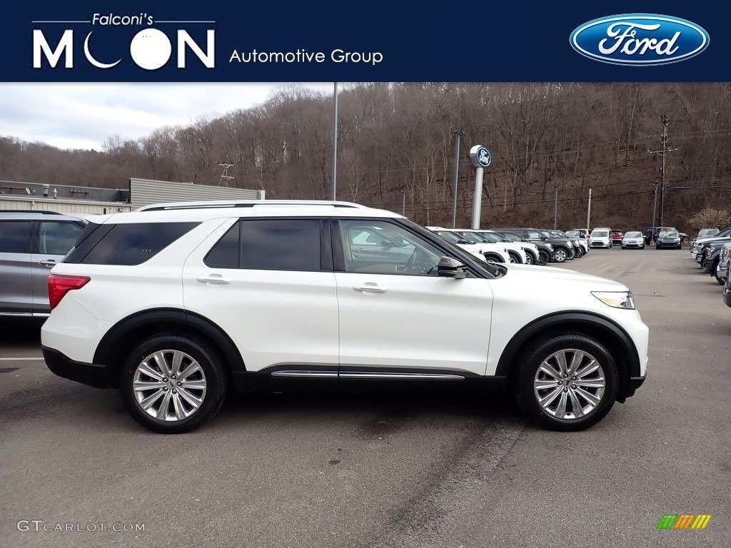 Star White Metallic Tri-Coat Ford Explorer