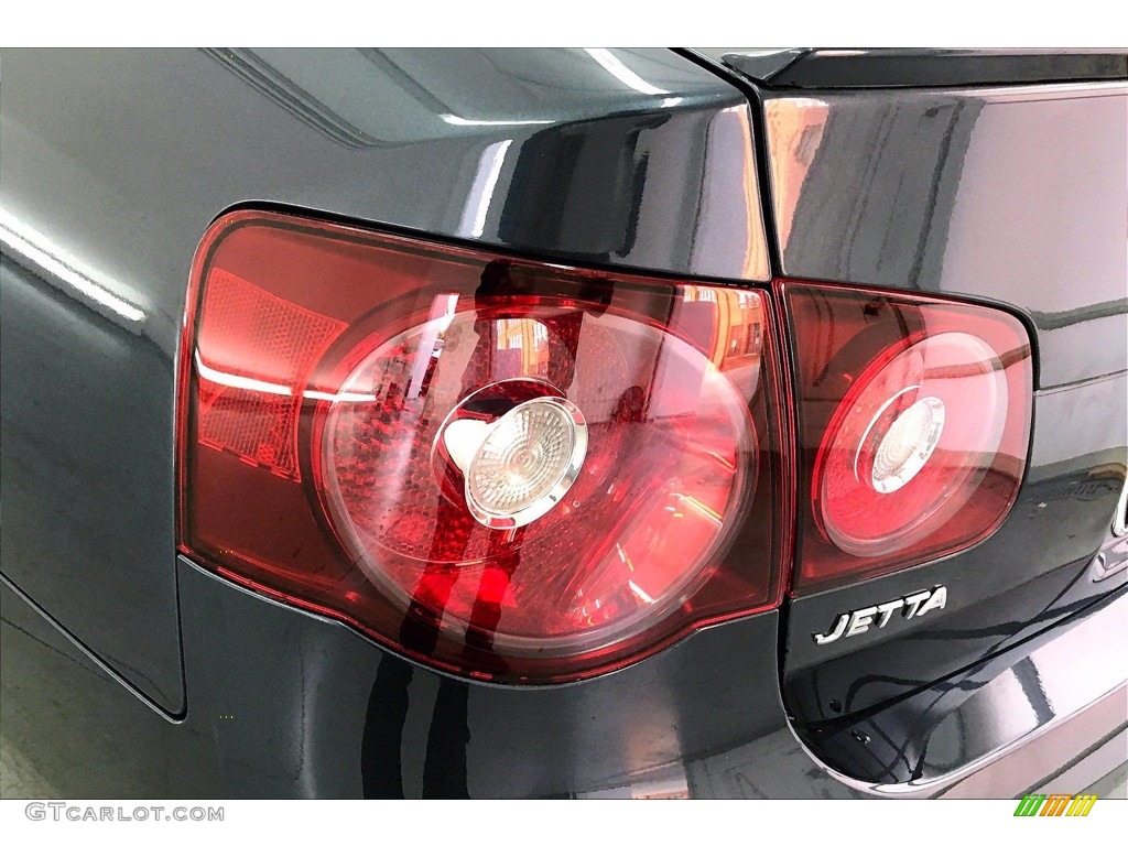 2010 Jetta SE Sedan - Blue Graphite Metallic / Titan Black photo #28