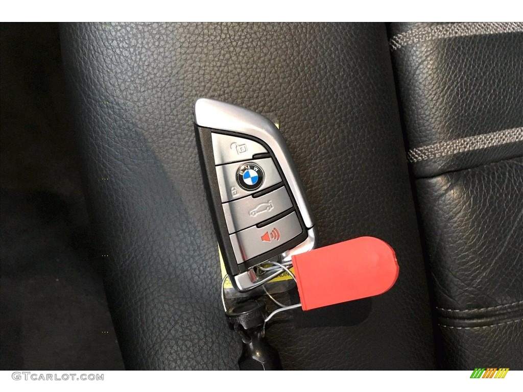 2017 5 Series 530i Sedan - Glacier Silver Metallic / Black photo #11