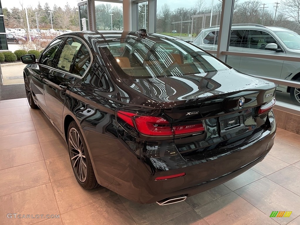 2021 5 Series 530i xDrive Sedan - Black Sapphire Metallic / Cognac photo #2