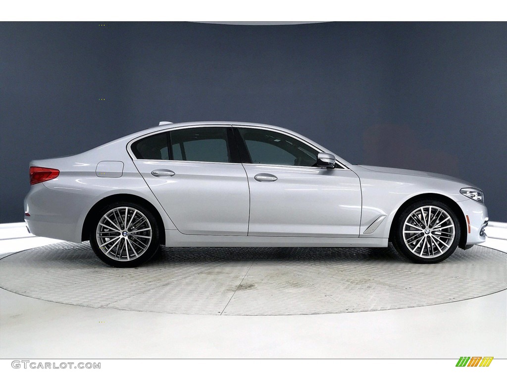 2017 5 Series 530i Sedan - Glacier Silver Metallic / Black photo #14