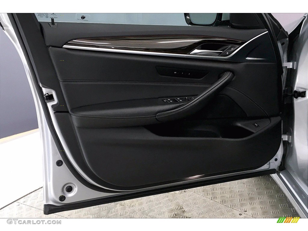 2017 5 Series 530i Sedan - Glacier Silver Metallic / Black photo #23
