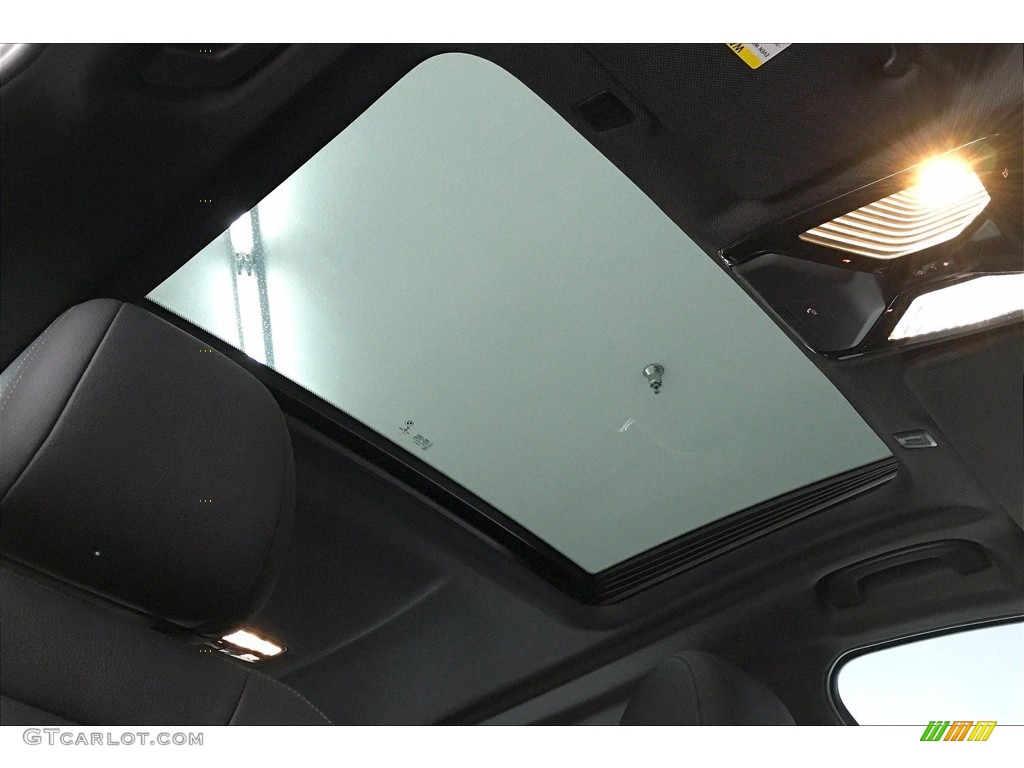 2017 5 Series 530i Sedan - Glacier Silver Metallic / Black photo #31