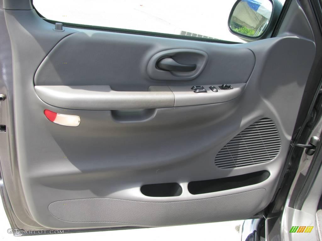 2003 F150 XLT Regular Cab 4x4 - Dark Shadow Grey Metallic / Medium Graphite Grey photo #10