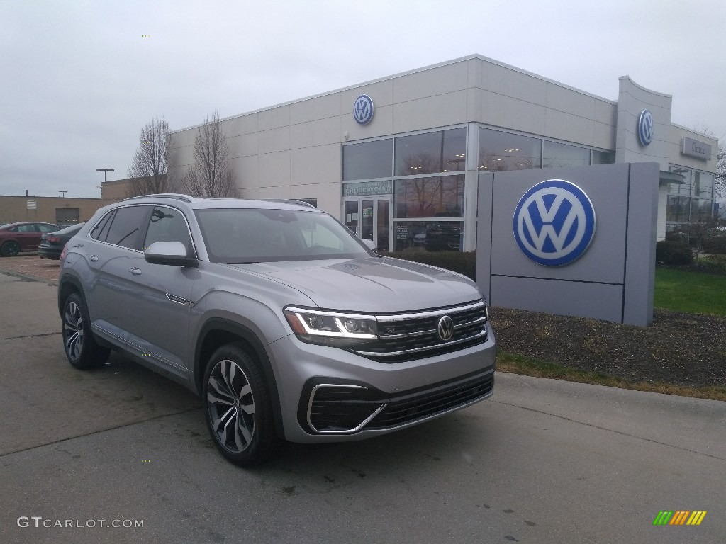 Pyrite Silver Metallic 2021 Volkswagen Atlas Cross Sport SEL R-Line 4Motion Exterior Photo #140745940