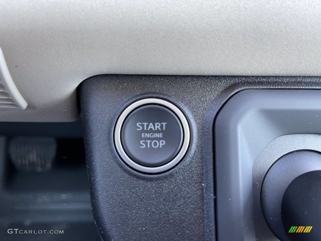 2021 Land Rover Defender 110 S Controls Photo #140749150