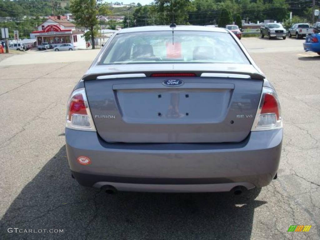 2007 Fusion SE V6 - Tungsten Grey Metallic / Light Stone photo #3