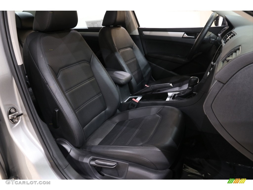 2012 Passat 2.5L SE - Tungsten Silver Metallic / Titan Black photo #14