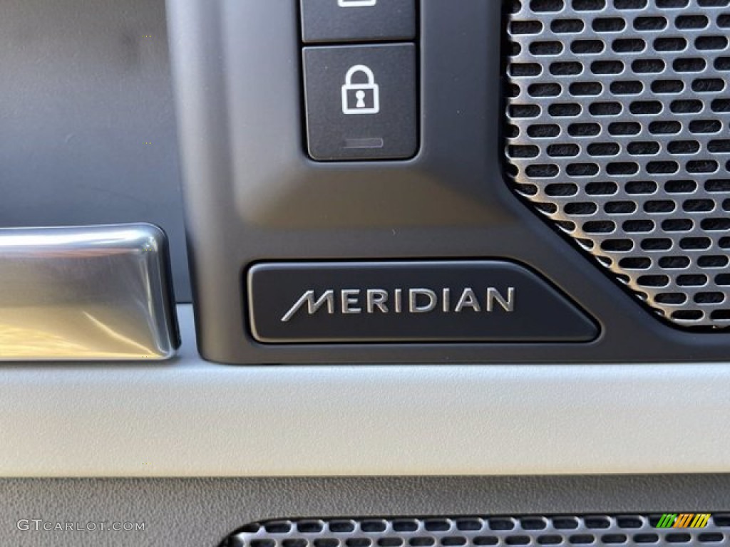 2021 Land Rover Defender 110 X-Dynamic SE Audio System Photo #140750092