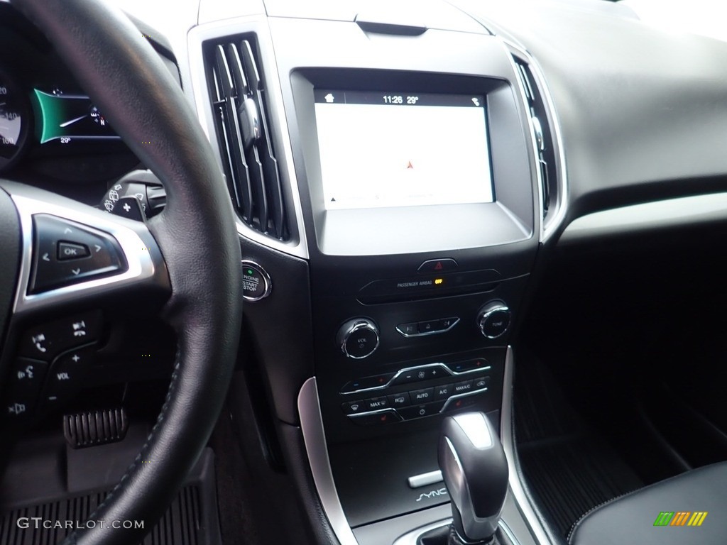 2017 Edge SEL AWD - White Gold Metallic / Ebony photo #22