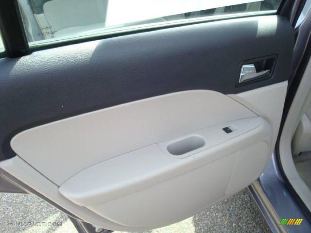 2007 Fusion SE V6 - Tungsten Grey Metallic / Light Stone photo #13