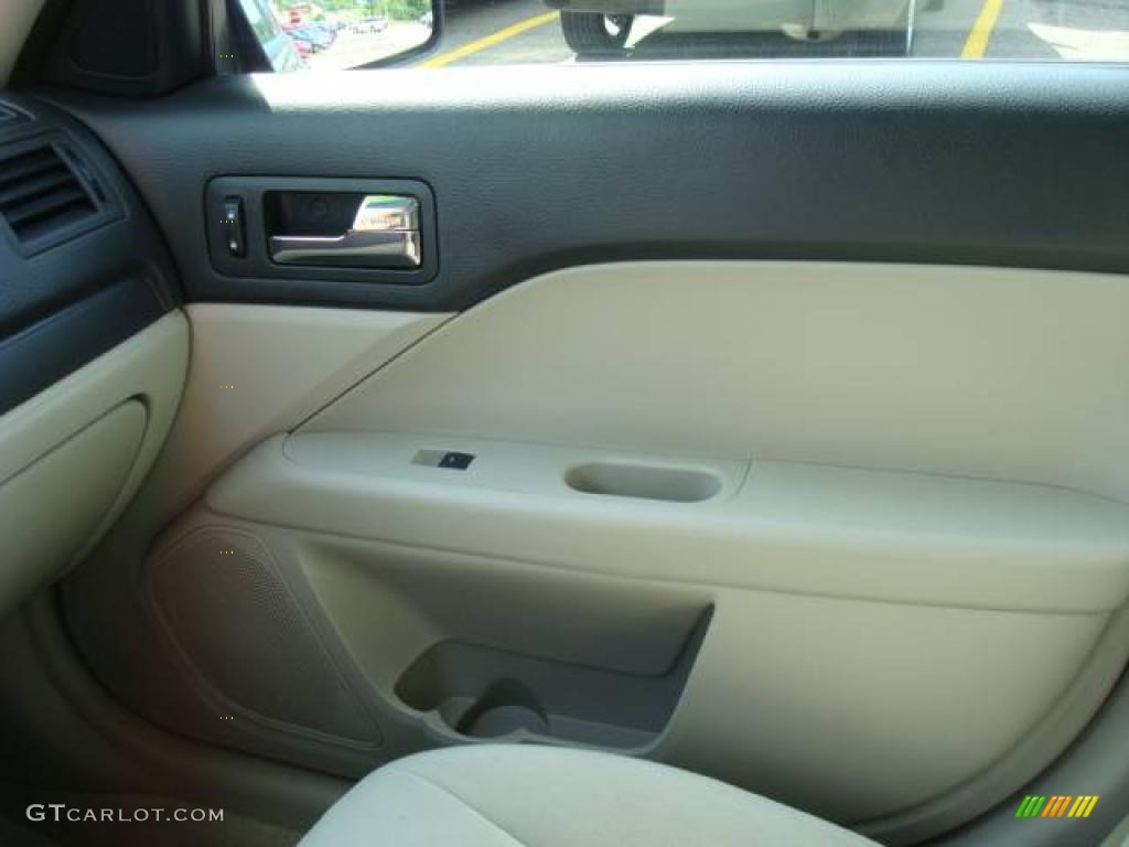 2007 Fusion SE V6 - Tungsten Grey Metallic / Light Stone photo #17
