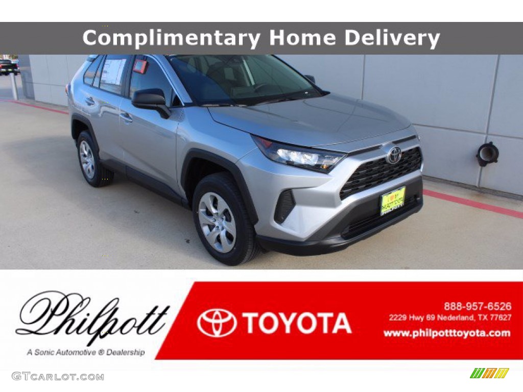 2021 RAV4 LE - Silver Sky Metallic / Black photo #1