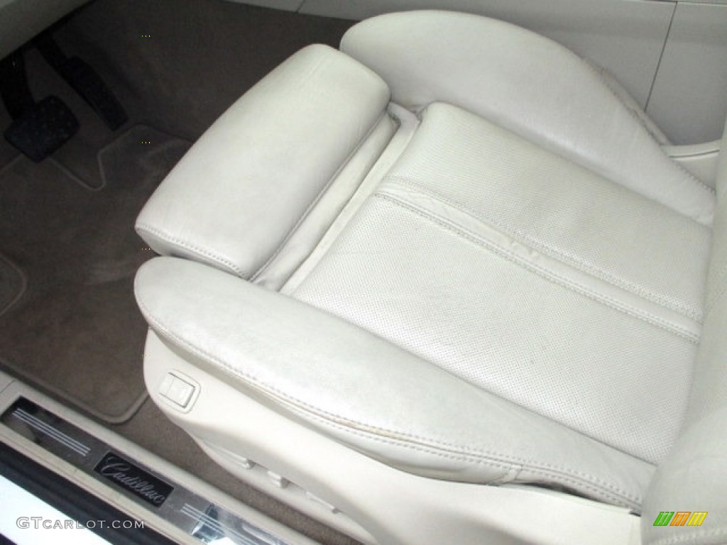 2011 SRX FWD - Platinum Ice Tricoat / Shale/Brownstone photo #45