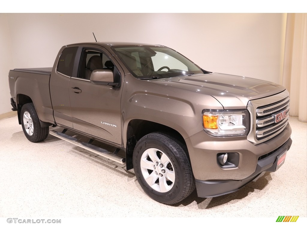 2016 GMC Canyon SLE Extended Cab 4x4 Exterior Photos