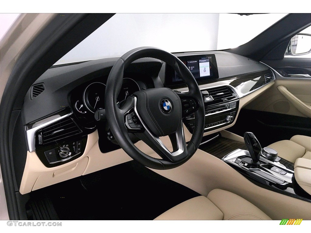 Canberra Beige/Black Interior 2018 BMW 5 Series 530i Sedan Photo #140757286