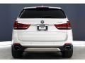 Alpine White - X5 sDrive35i Photo No. 3