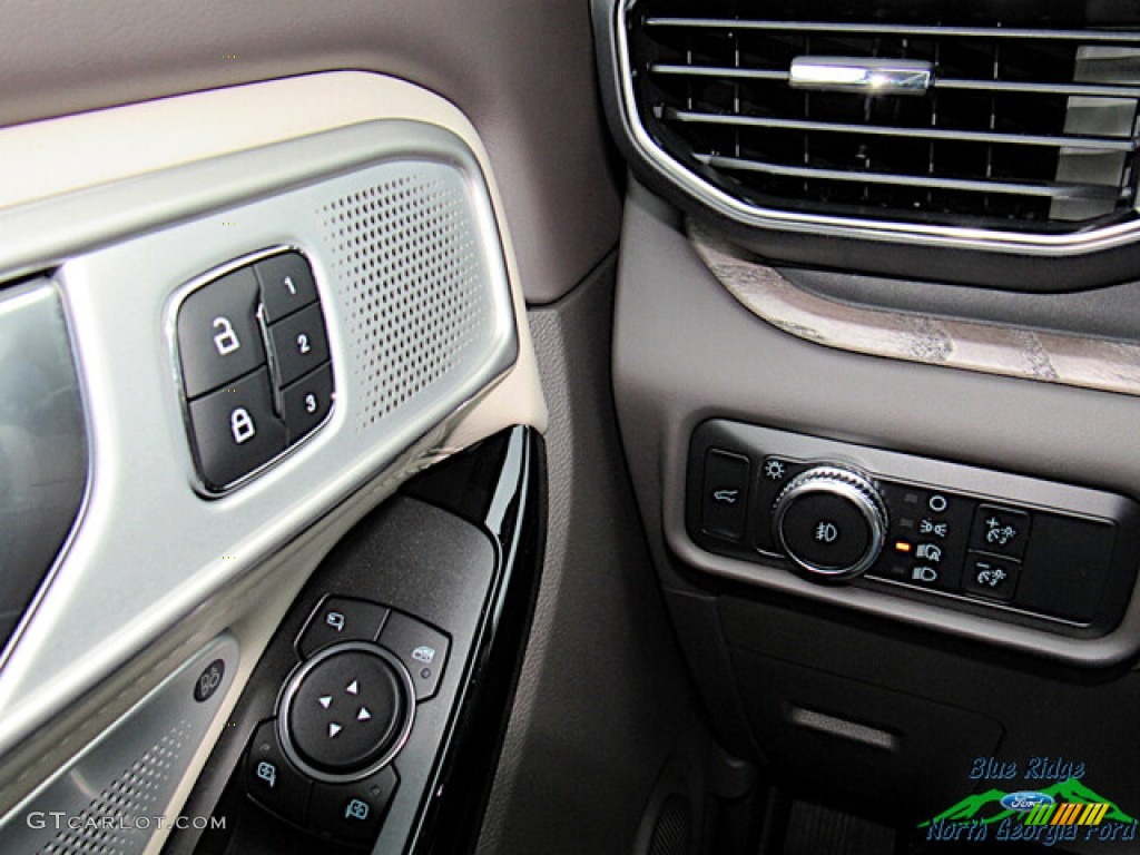 2021 Explorer Platinum 4WD - Star White Metallic Tri-Coat / Sandstone photo #22