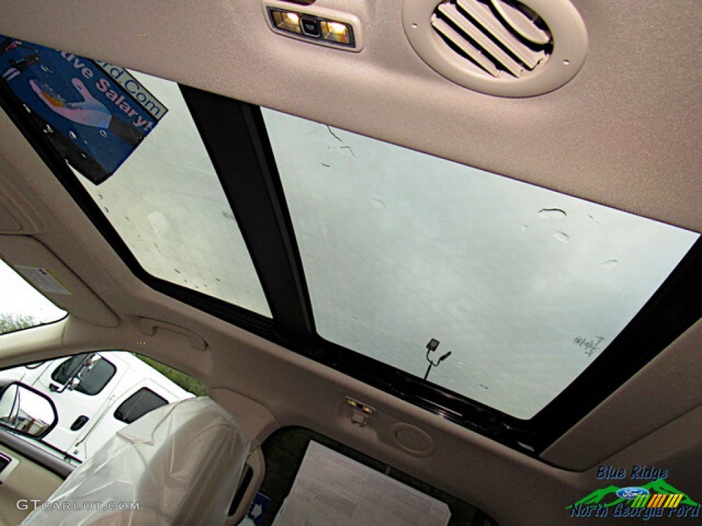 2021 Explorer Platinum 4WD - Star White Metallic Tri-Coat / Sandstone photo #24